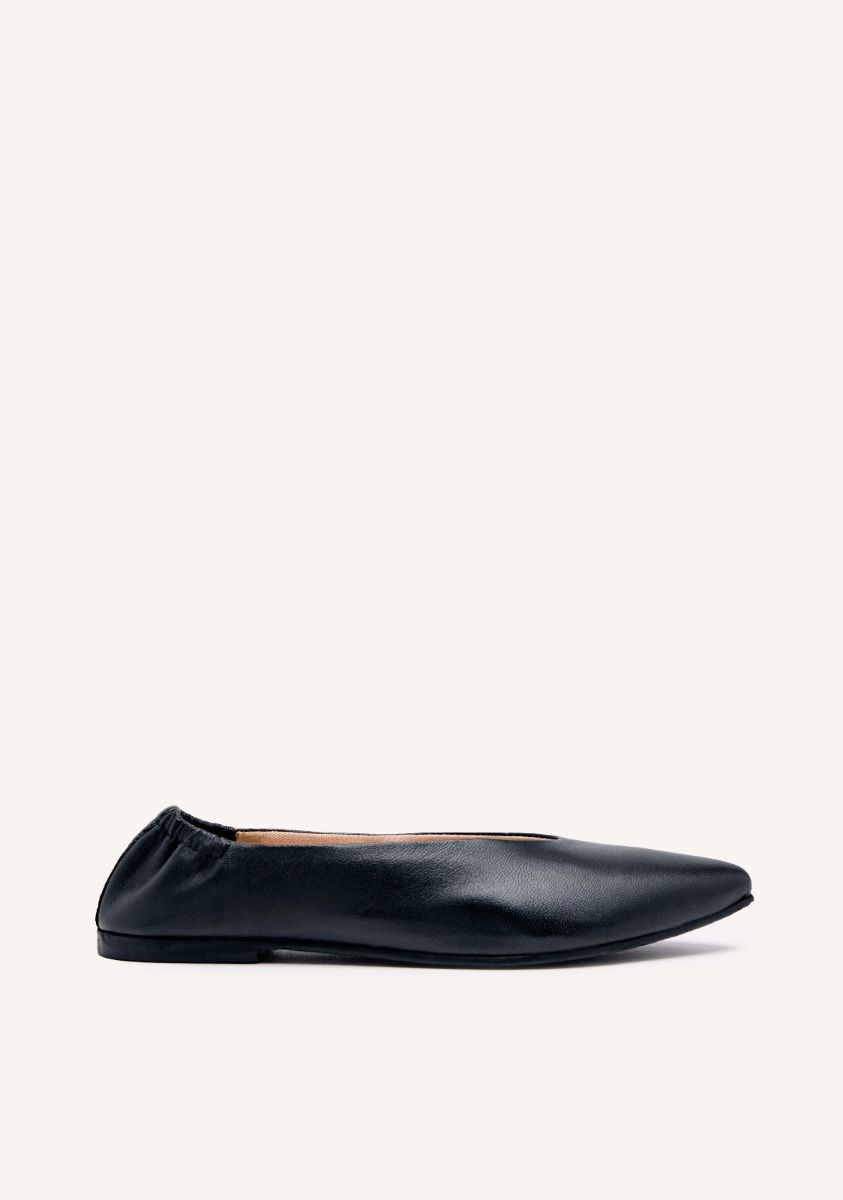 BAILARINAS DE PIEL COLOR NEGRO CON PUNTA FINA Y TALÃN FRUNCIDO PARA MUJER - NEGRO