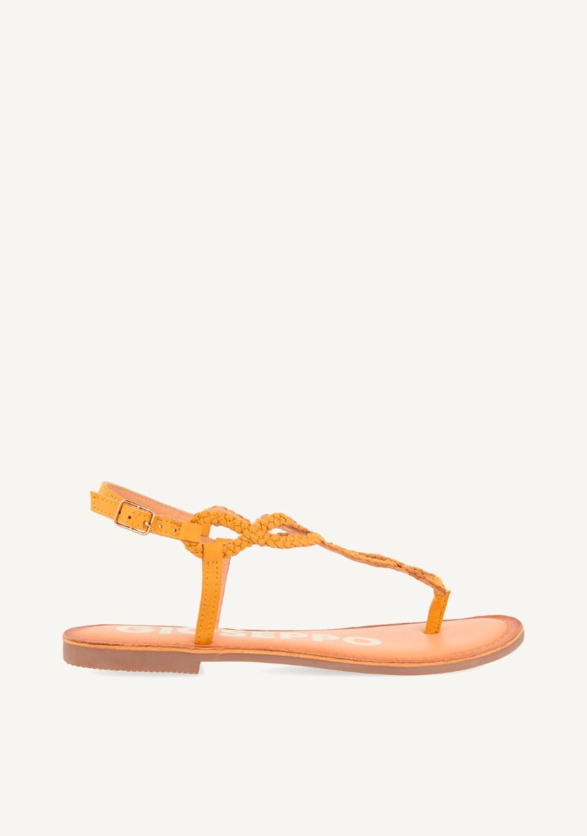 Sandalias de tiras trenzadas en color mostaza para mujer FYFFE - MOSTAZA-1 1 12066-sandalias-de-tiras-trenzadas-en-color-mostaza-para-mujer-fyffe-mostaza-1-1.jpg