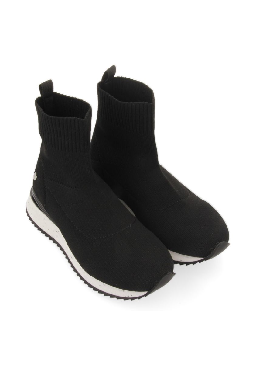 12145-sneakers-tipo-calcet-n-en-negro-para-ni-a-nidderau-negro-1.jpg