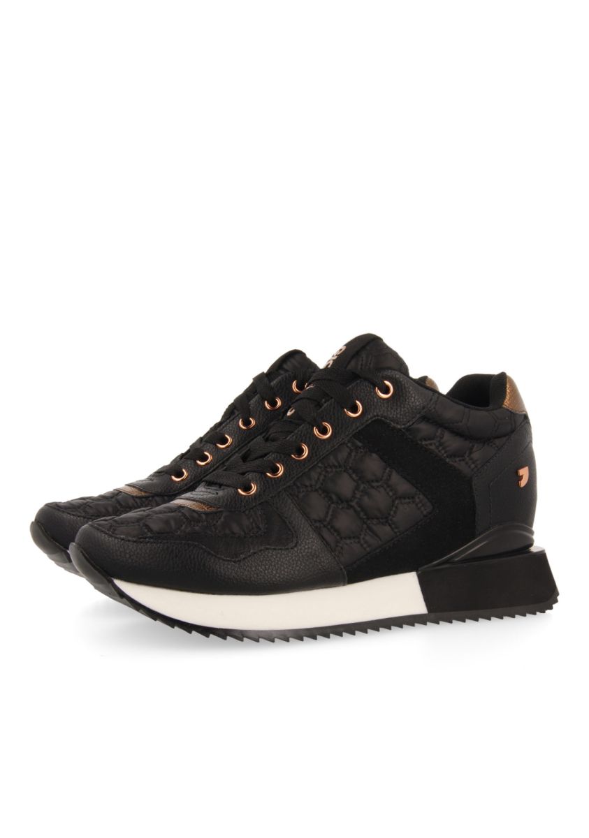 12177-sneakers-negras-con-cu-a-interna-para-mujer-ulstein-negro-1.jpg