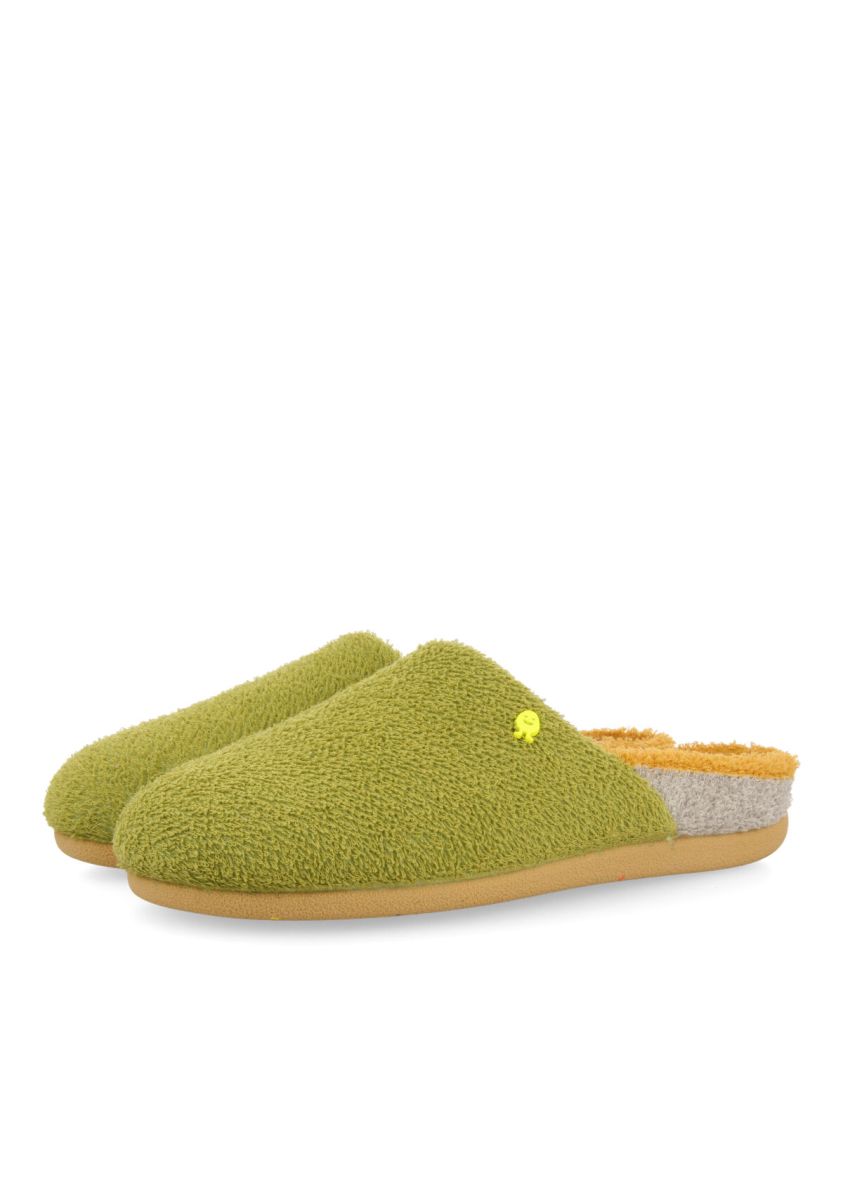 12731-zapatillas-de-estar-por-casa-de-la-colecci-n-hot-potatoes-balderson-verde-1.jpg