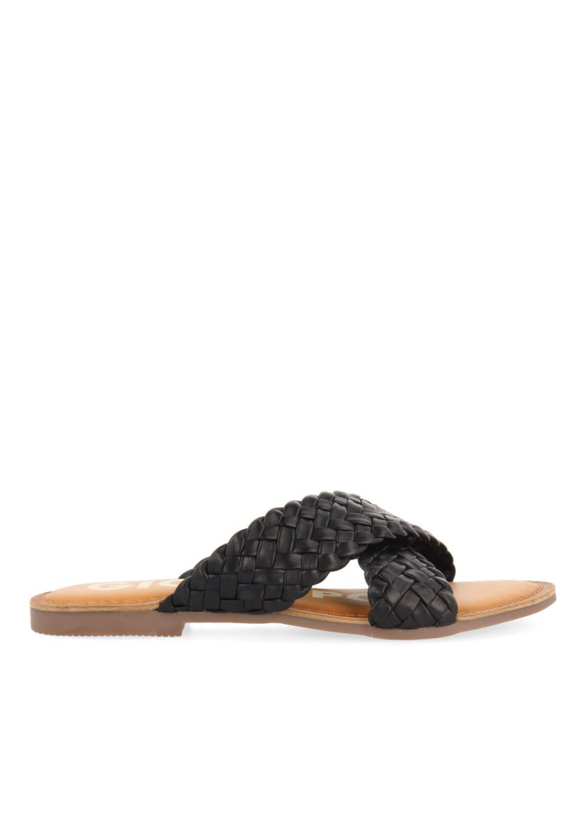 13580-sandali-neri-con-strisce-intrecciate-da-donna-upala-negro-1.jpg