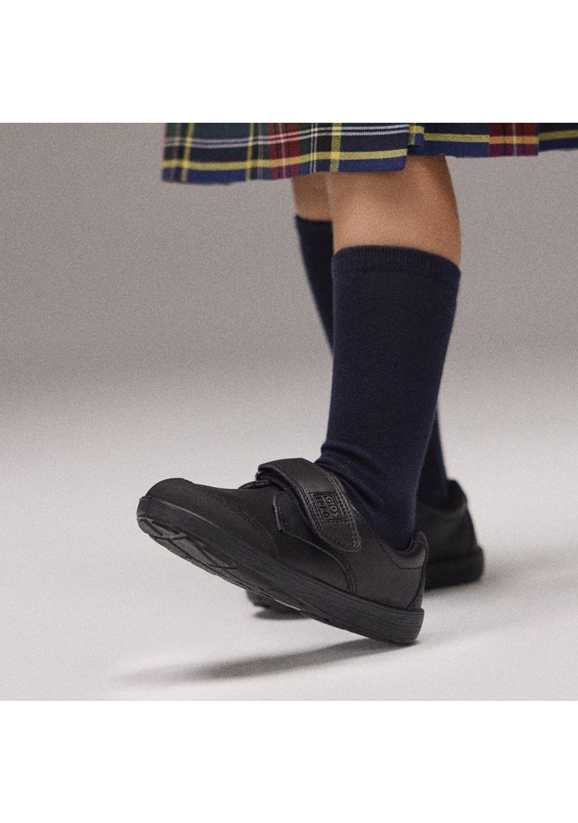 14302-zapatos-colegiales-de-piel-en-negro-beta-negro-1.jpg