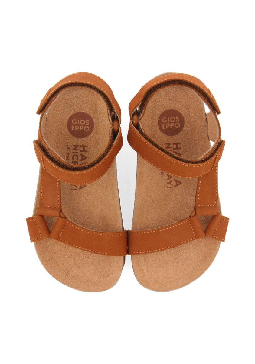 16458-sandalias-de-piel-con-planta-anat-mica-en-color-cuero-para-ni-o-coamo-cuero-1.jpg