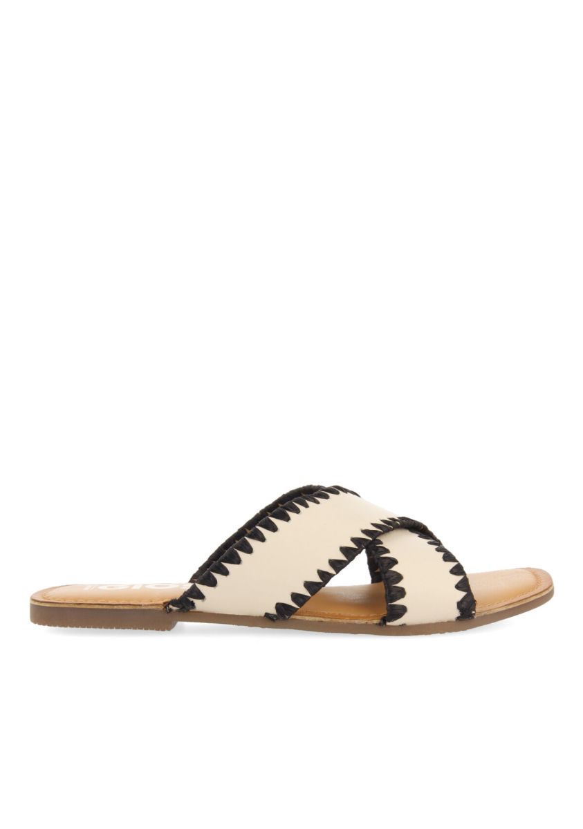 17477-sandalias-off-white-de-piel-con-pasados-de-rafia-para-mujer-assu-off-white-1.jpg