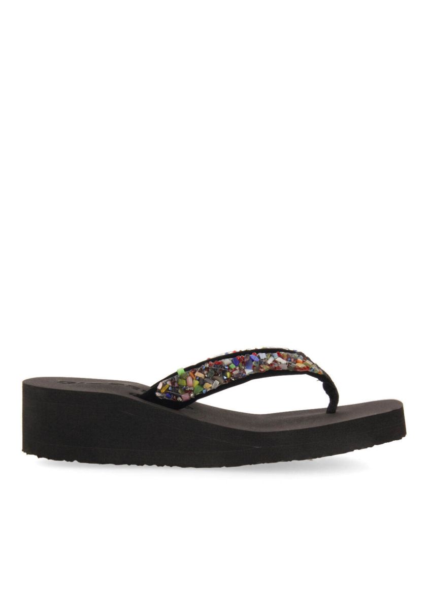 Chanclas negras de cuÃ±a con detalle de pedrerÃ­a multicolor para mujer destord  - MULTICOLOR
