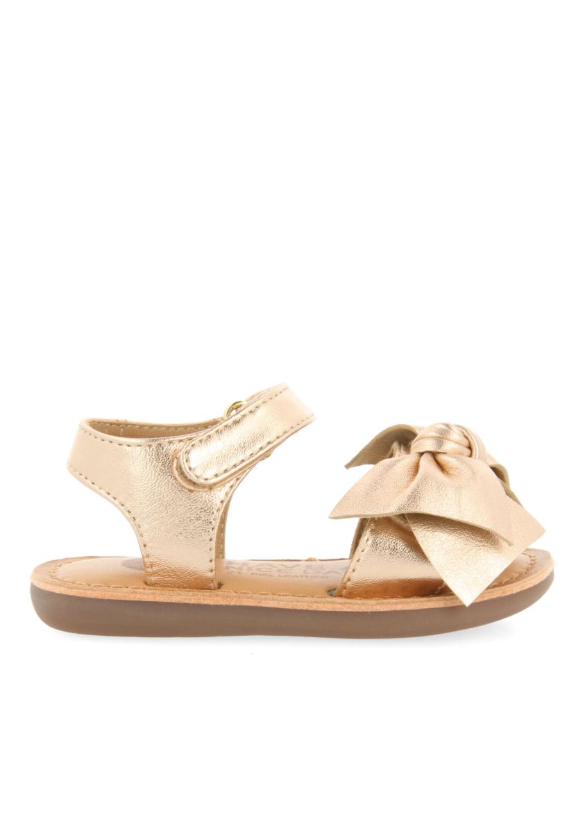 SANDALIAS COLOR ORO ROSA DE PIEL CON LAZO PARA BEBÃ ITALA - ORO ROSADO