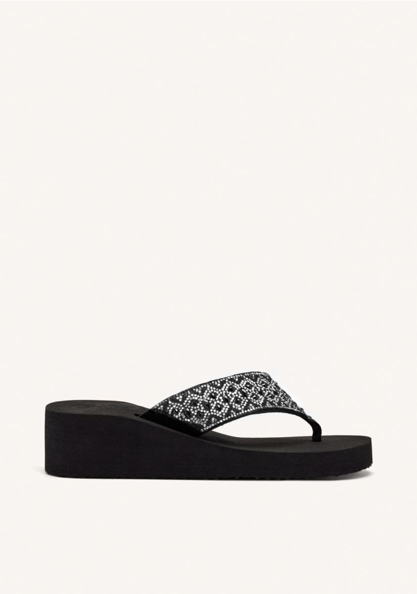 SANDALIAS NEGRAS CON CUÃA Y PEDRERÃA PARA MUJER DRENOVE - NEGRO