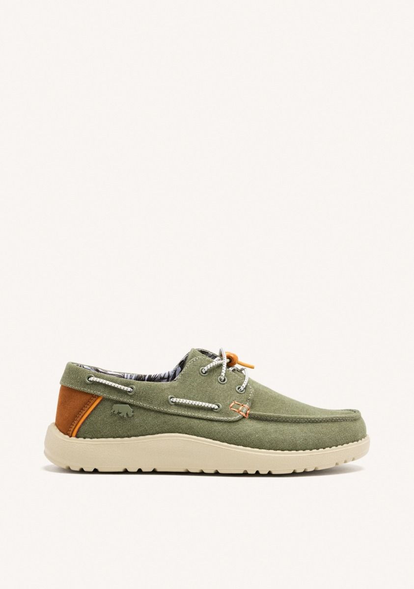 MOCASINES COLOR CAQUI ESTILO NÃUTICOS CON DETALLES DE COLORES PARA HOMBRE SULT - KAKI