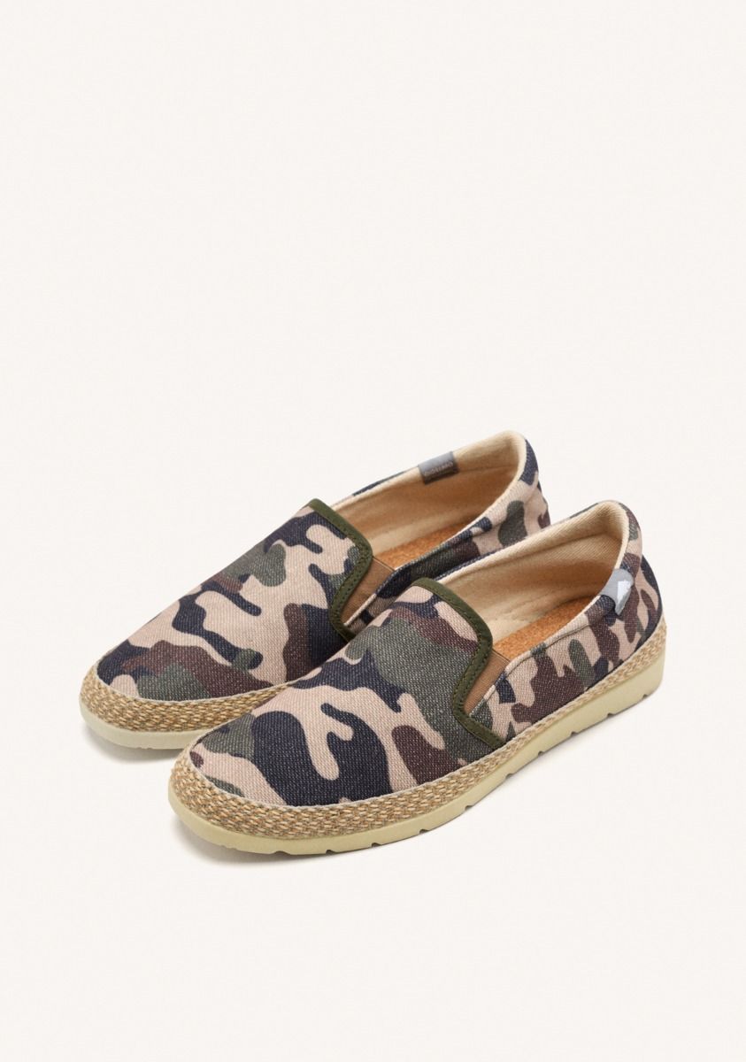 22050-espadrilles-con-estampado-de-camuflaje-y-algod-n-reciclado-para-hombre-valrico-camuflaje-1.jpg
