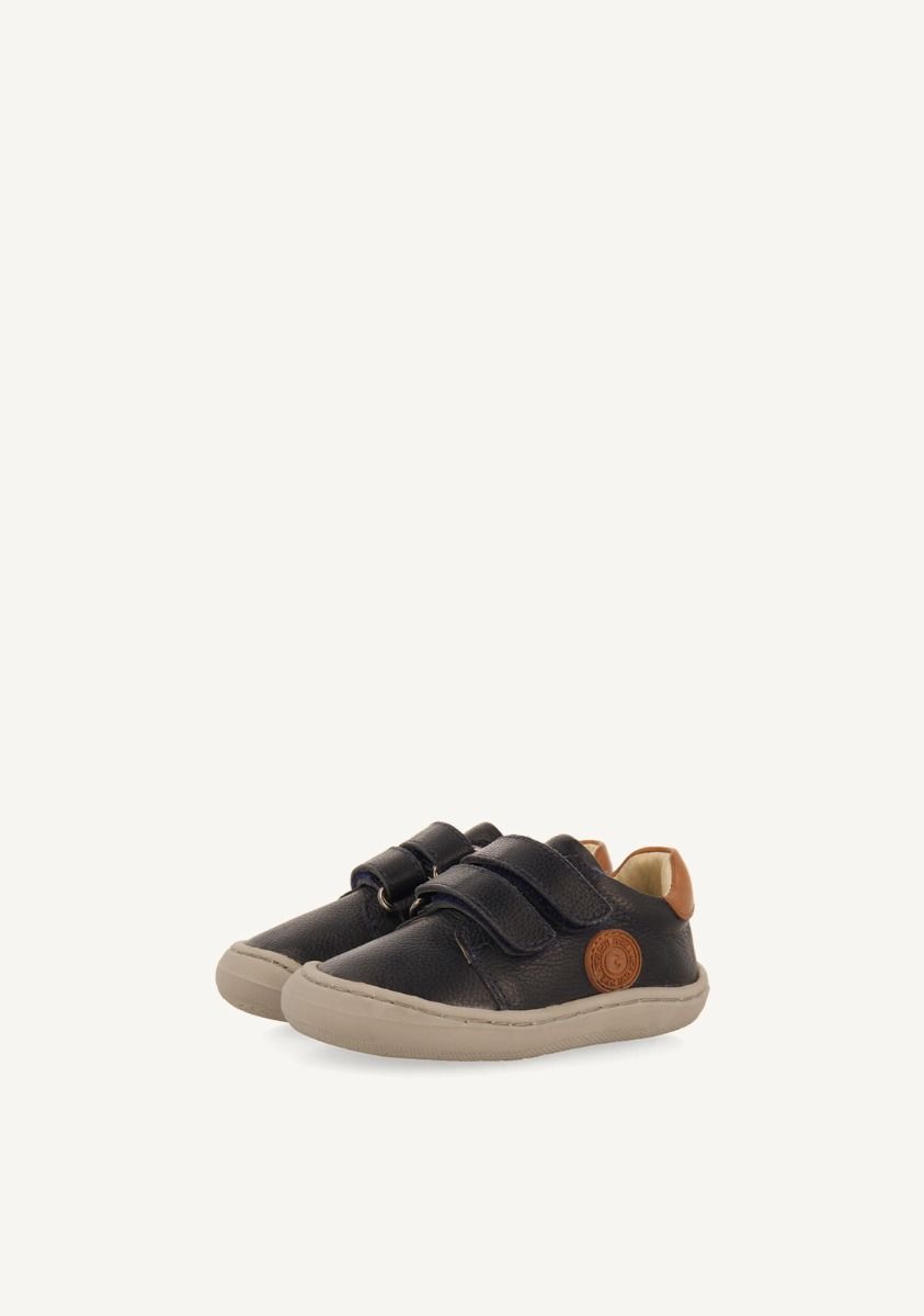 481-gioseppo-barefoot-sneakers-tipo-bambas-saranac-marino-1.jpg