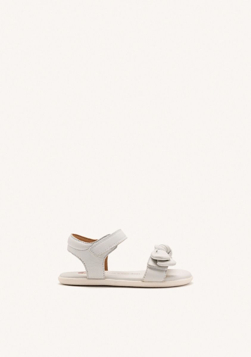 7763-gioseppo-barefoot-sandalias-flores-piel-berkley-blanco-1.jpg