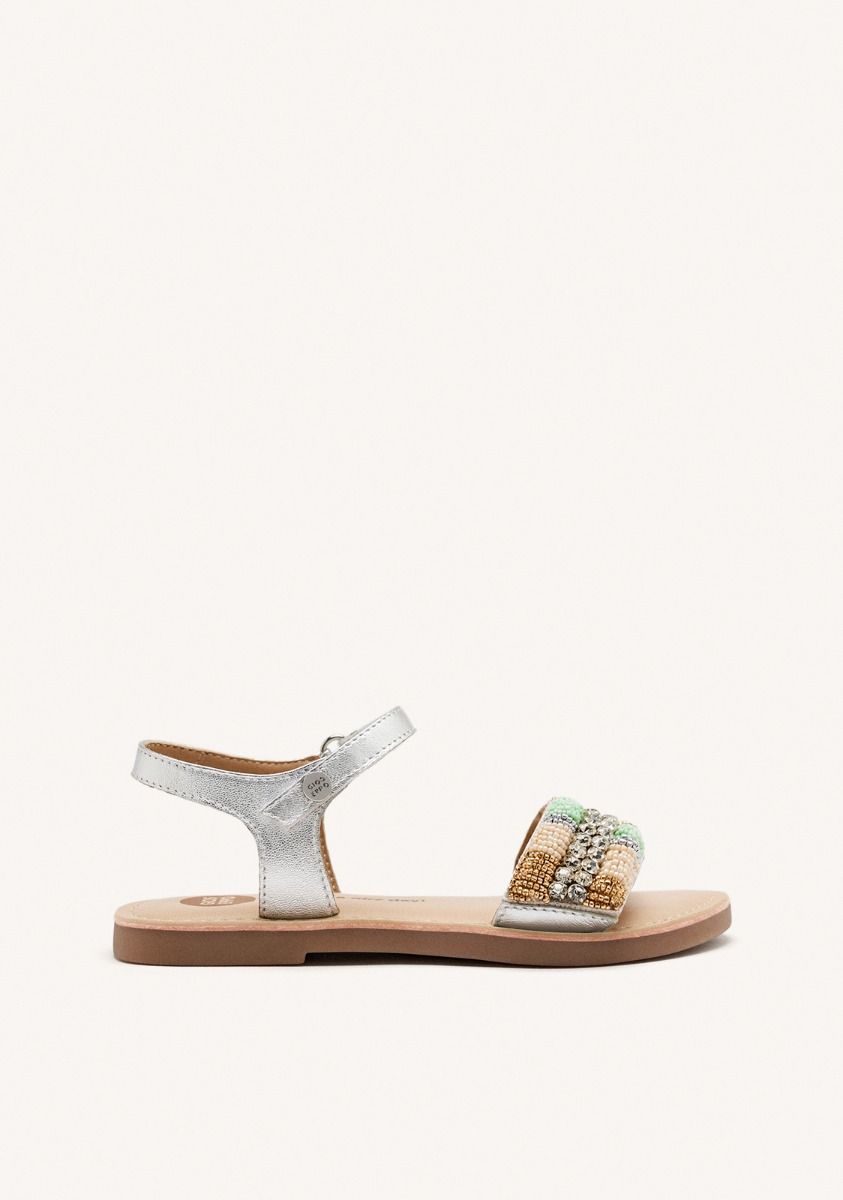 8231-sandalias-abalorios-piel-metalizada-couderay-plata-1.jpg