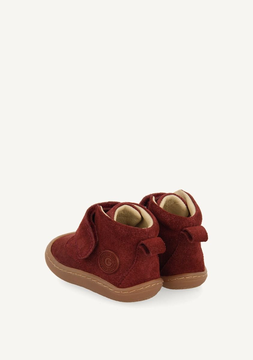 8775-gioseppo-barefoot-botines-brillo-oure-burdeos-1.jpg