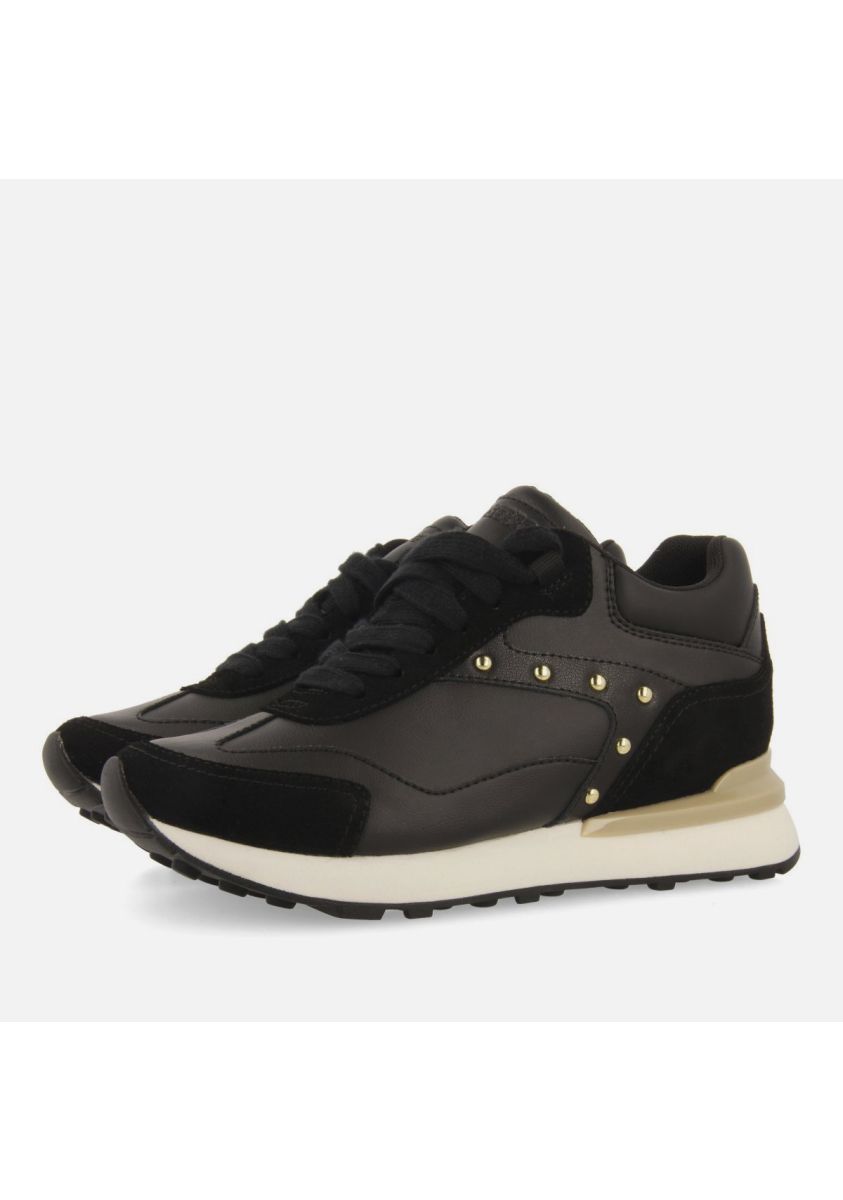 8929-sneakers-tachuelas-brandon-negro-1.jpg